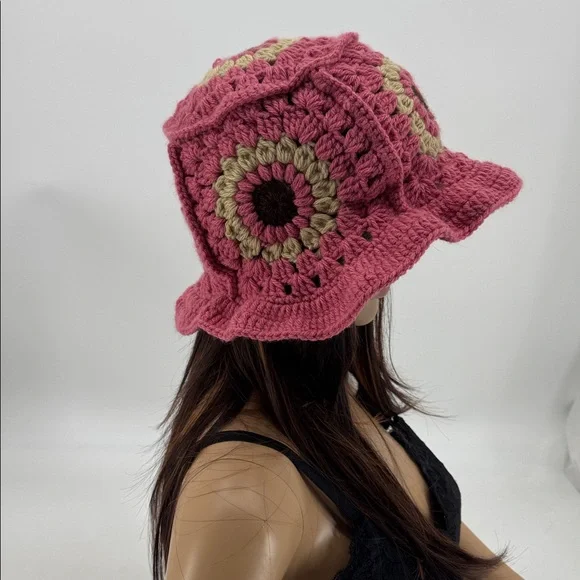 Vintage 70s Boho Hippie Mod Groovy Handmade Crochet Granny Square Bucket Hat - Picture 4 of 11